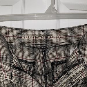 American Eagle capris